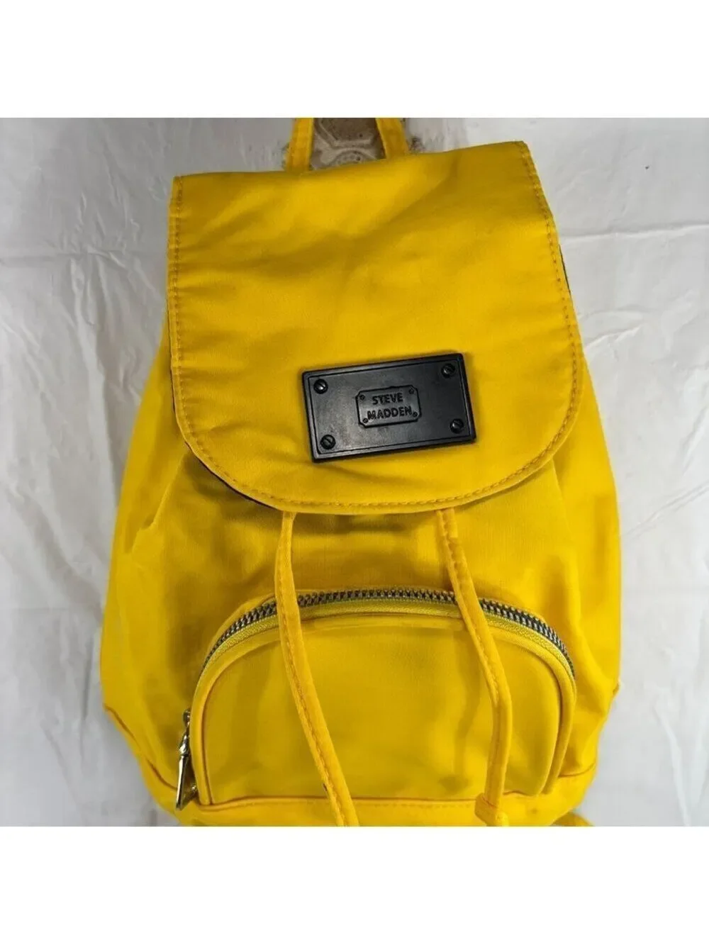 Steve Madden Womens Yellow Mini Nylon Sling Zip Backpack Travel Bag